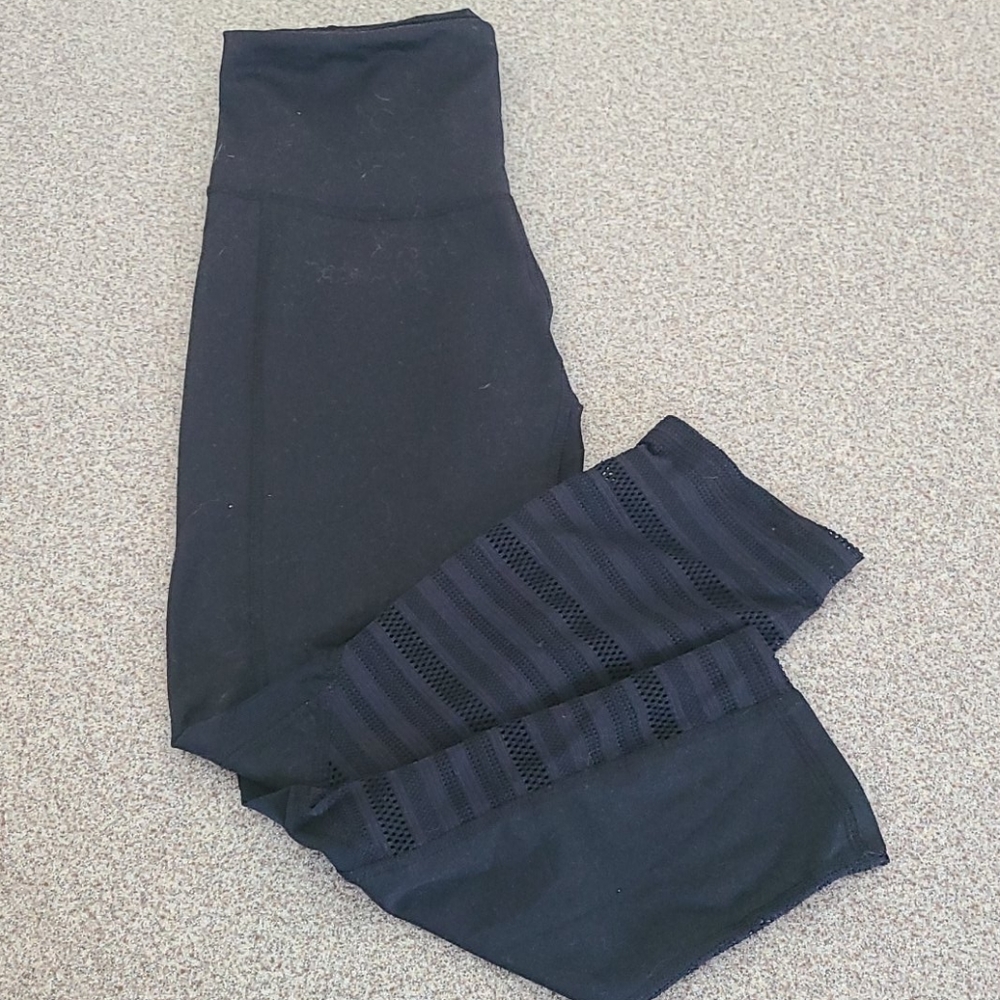 CHAMPION black leggings with mesh pattern